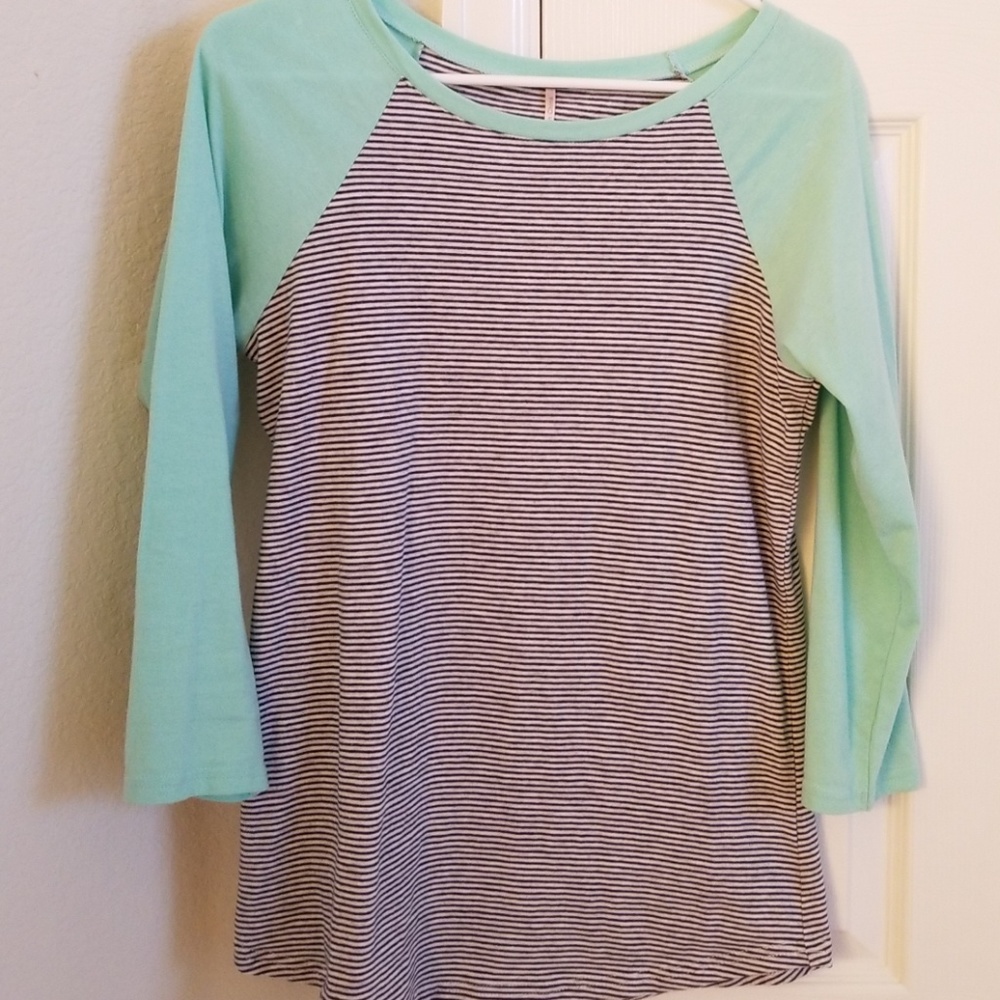 Navy and Mint Raglan Juniors Large